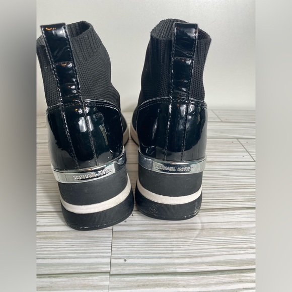 Michael KORS Skyler Stretch Knit Sock Sneakers size 9.5 - Picture 6 of 12